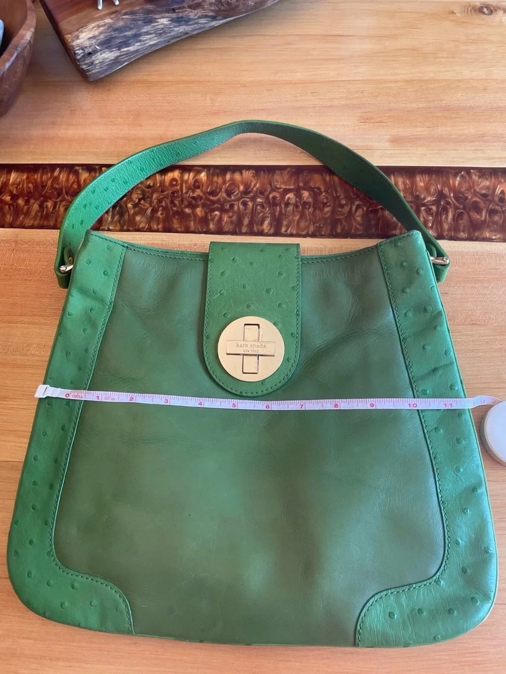 kate spade Green Leather Shoulder Bag with Gold-Tone Closure